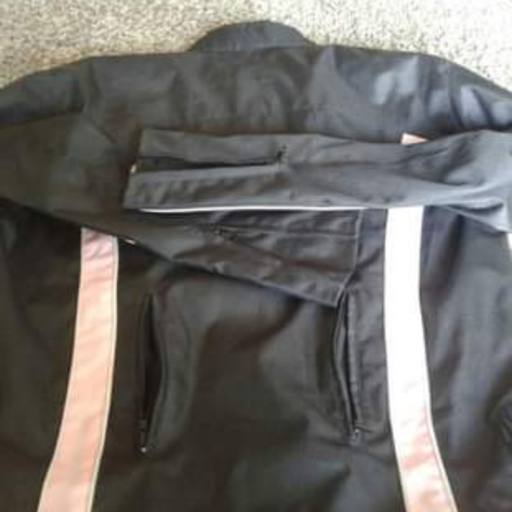 Women's Riding Jacket - Picture 3 of 3